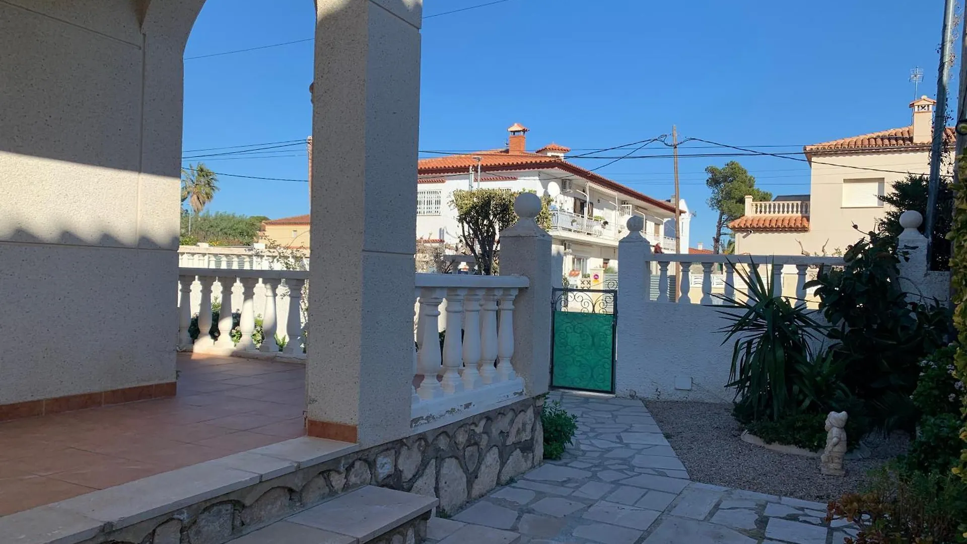 Chalet With Pool Near The Sea Mont-roig del Camp