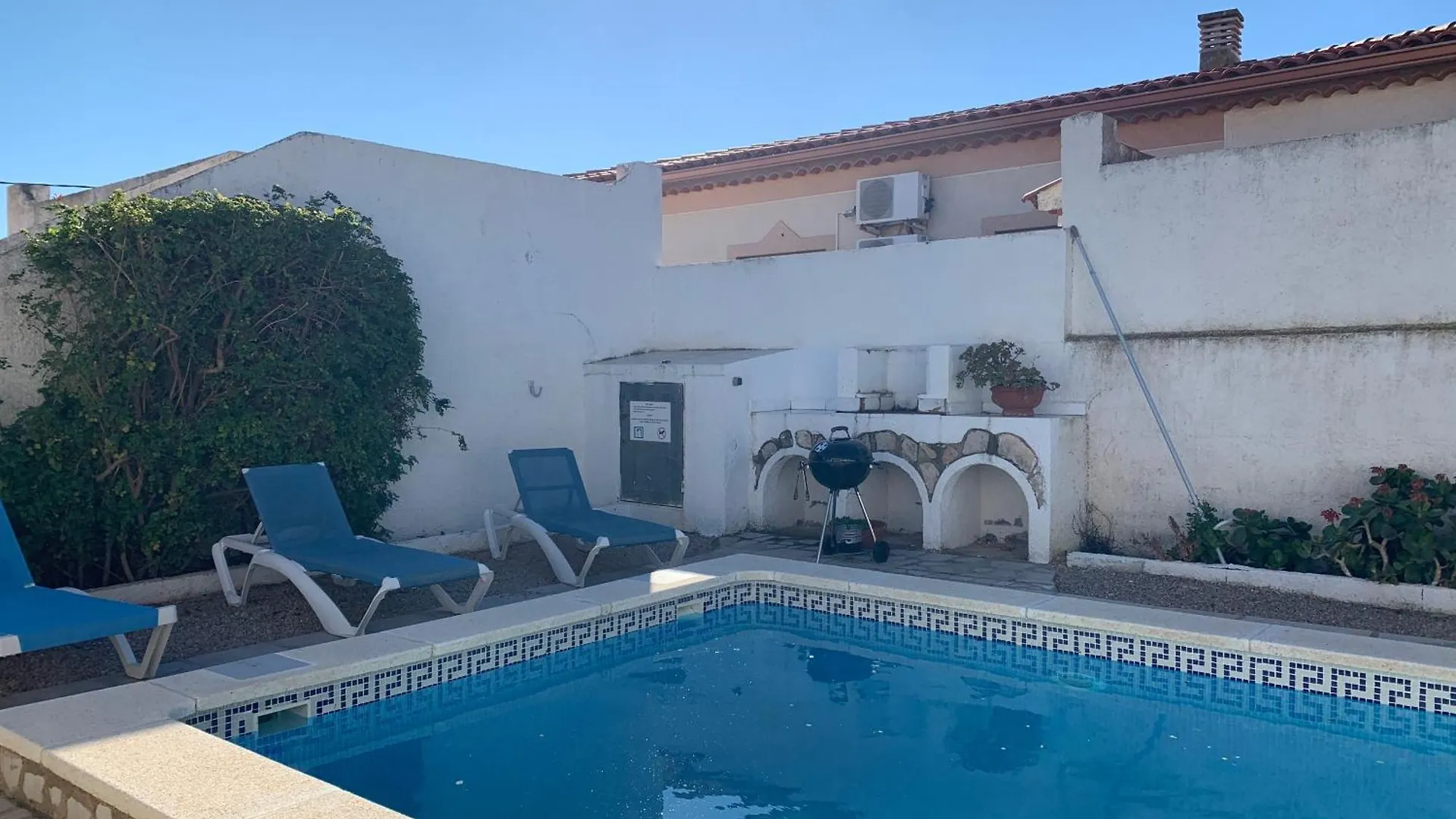 Holiday home Chalet With Pool Near The Sea Mont-roig del Camp Spain