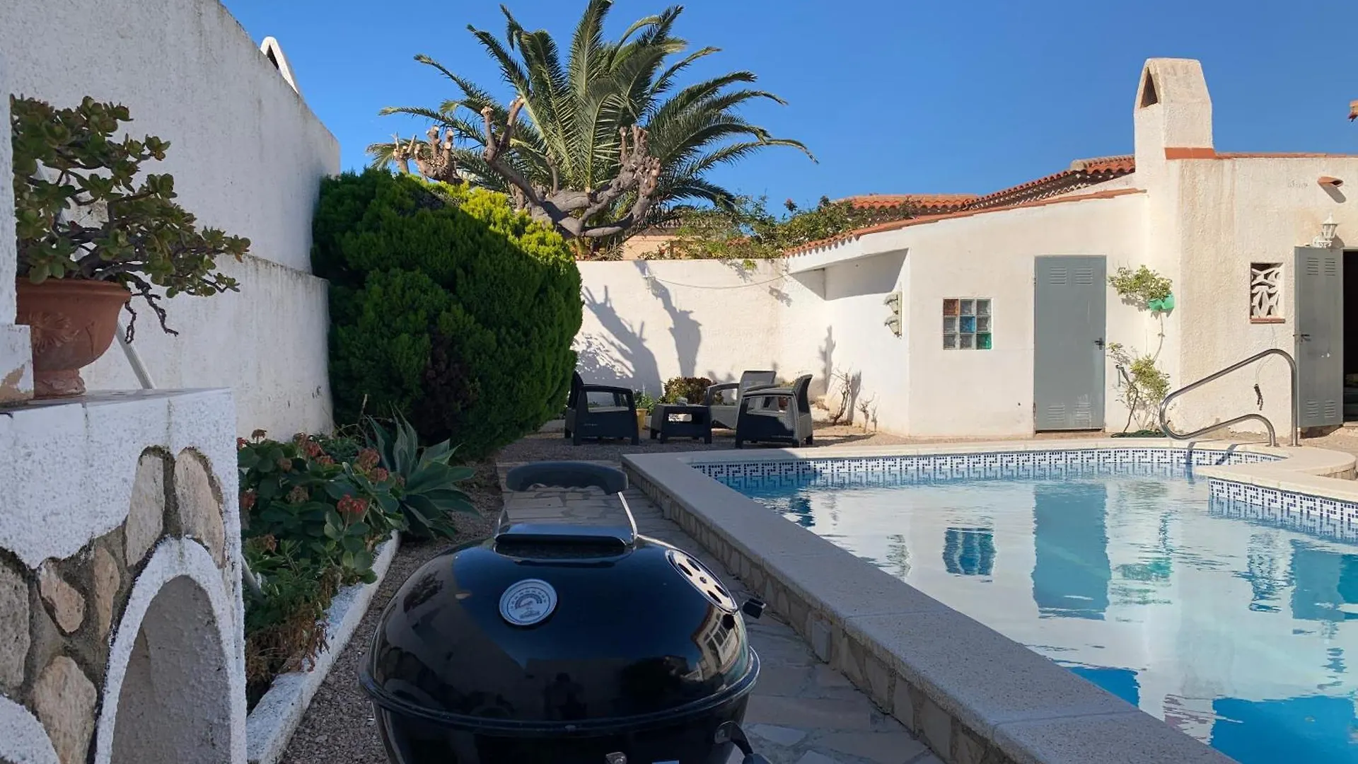 Holiday home Chalet With Pool Near The Sea Mont-roig del Camp